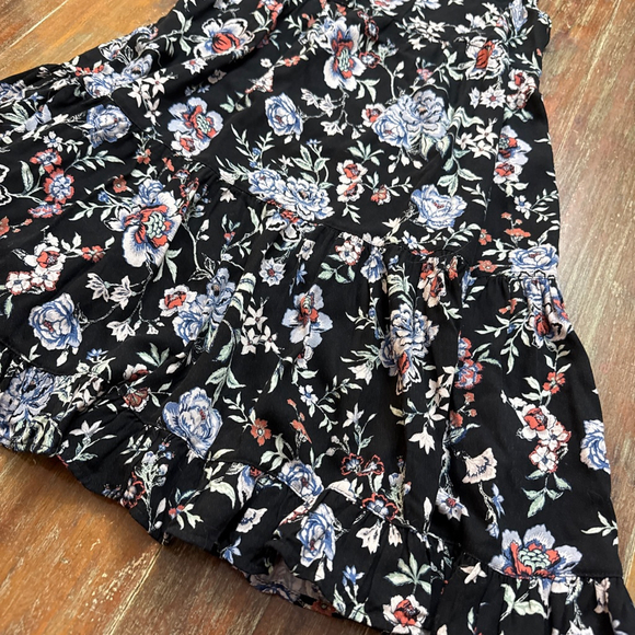 American Eagle Black Floral Strappy Tiered Mini Dress XS Whimsygoth - Picture 3 of 12